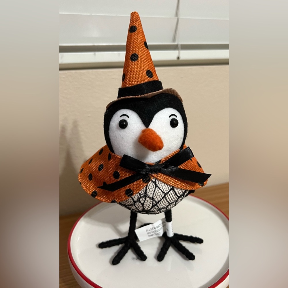 Halloween collectable bird